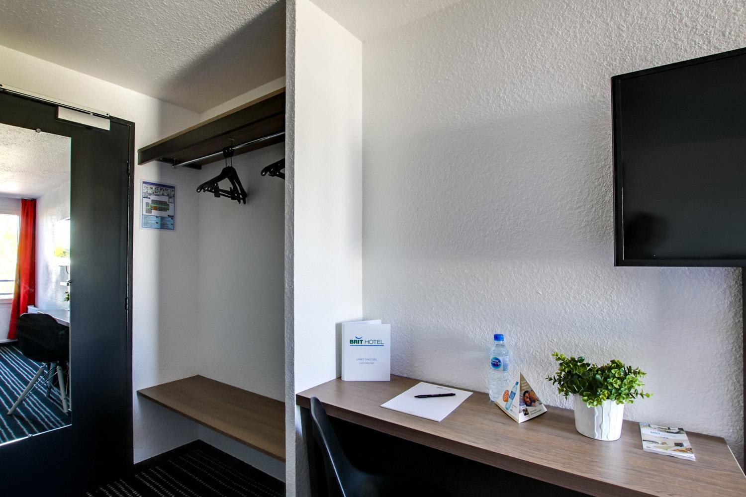 Brit Hotel Reims La Neuvillette Εξωτερικό φωτογραφία